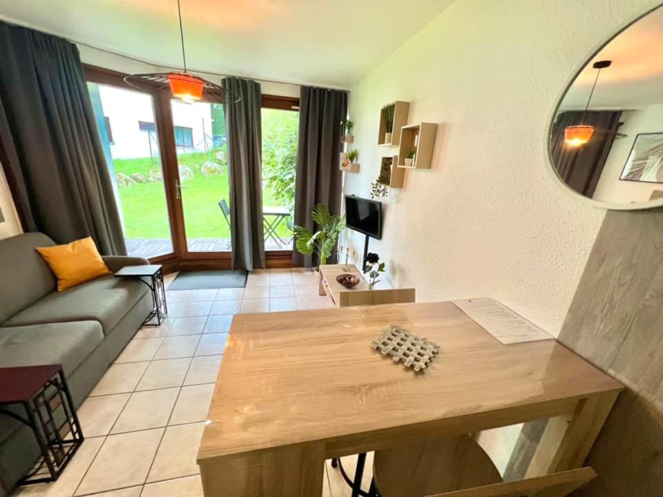 Joli Studio Cosy, Vue Magnifique Et Terrasse Privee Gérardmer Exterior foto
